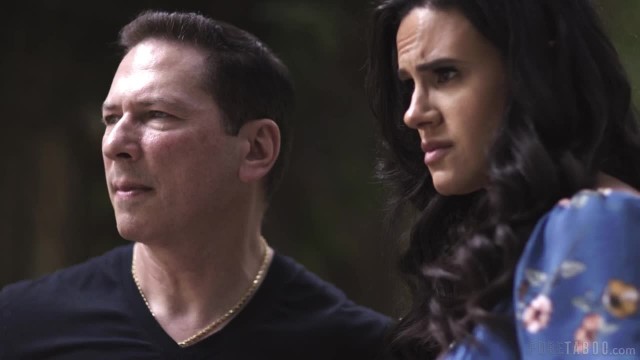 Миловидная потаскушка для семейной пары, которая любит разврат - #1