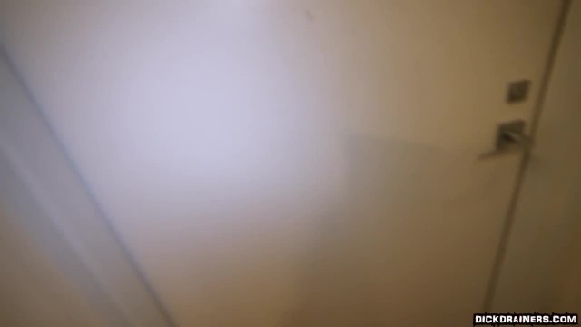 Повышенное либидо горяченькой студентки-первокурсницы - #1