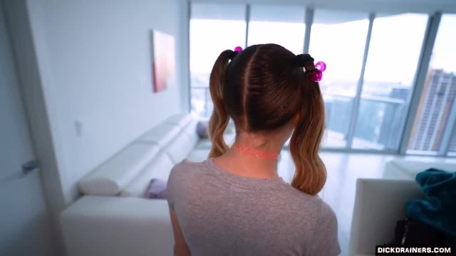 Давайте измерим настоящую глубину глотки этой школьницы - #1